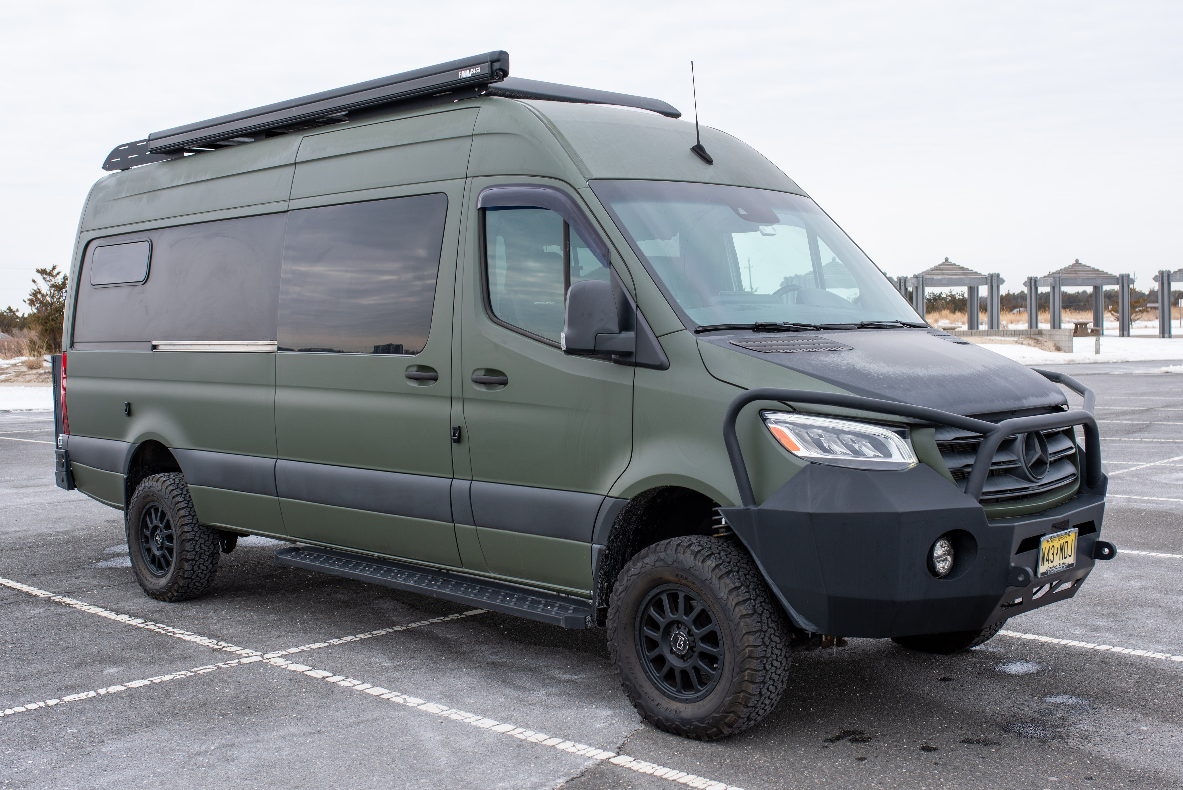 2019 Mercedes-Benz Sprinter RV 4×4 Camper Conversion